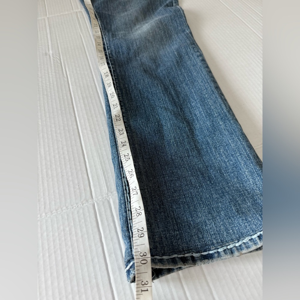 Low Rise True Religion Jeans Size 32 - Picture 12 of 13